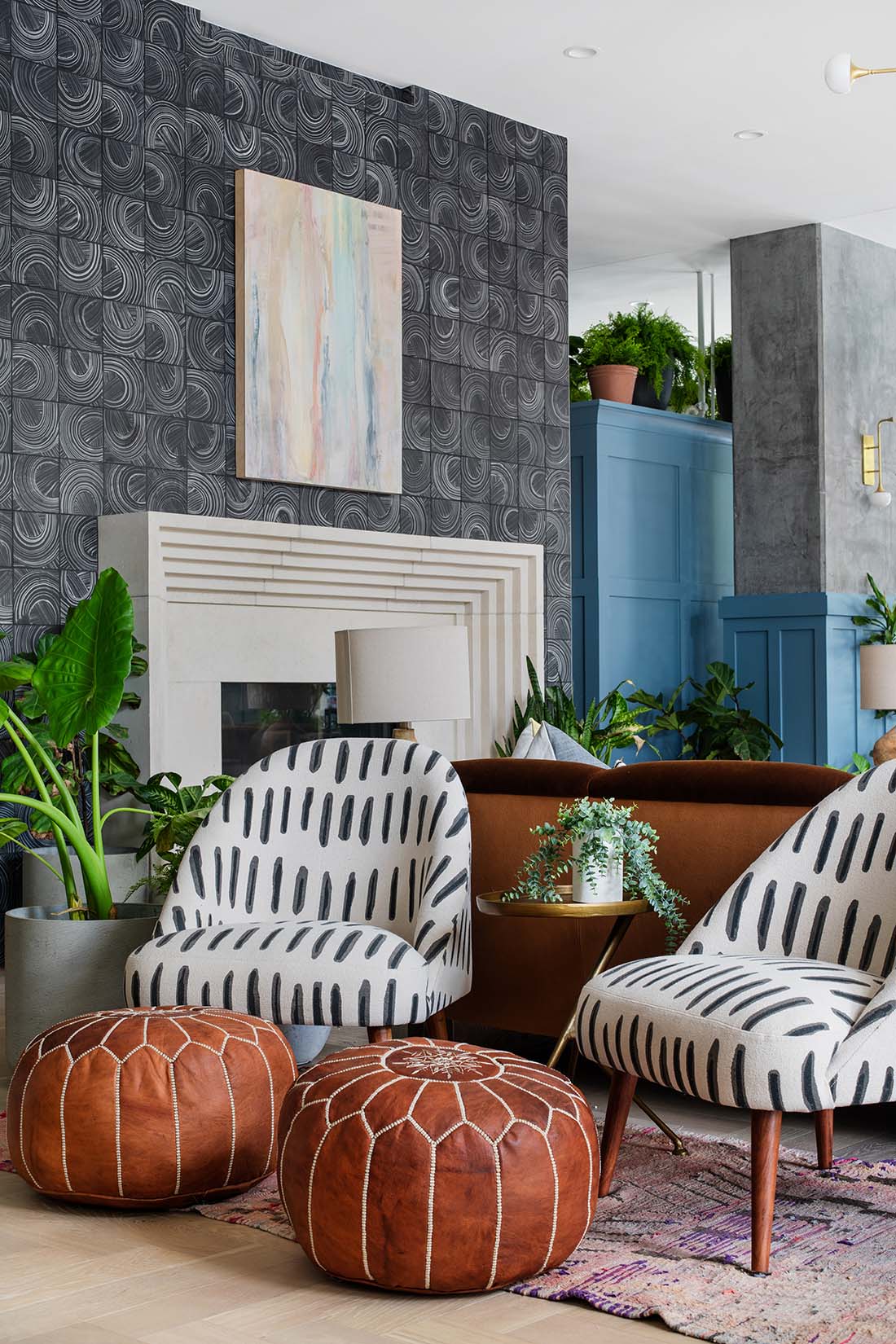 Commercial wallcovering interior